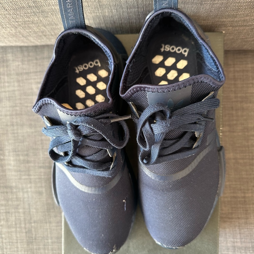 NMD R1